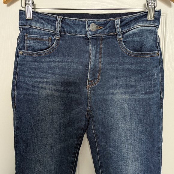 Kenneth Cole Women's (Size 27) Stretch Denim Cropped Lined Jeans - Picture 2 of 15